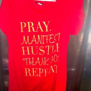 Tshirt 2x fits like a large women